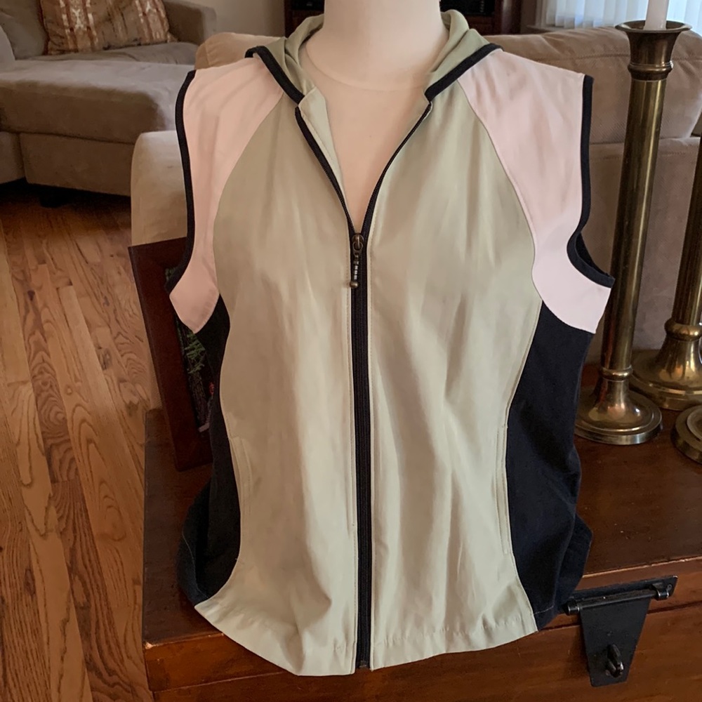 Hooded Lightweight Color Block Zip Vest